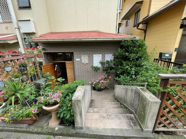 シェアハウス ライラックのロビー|建物の内部です