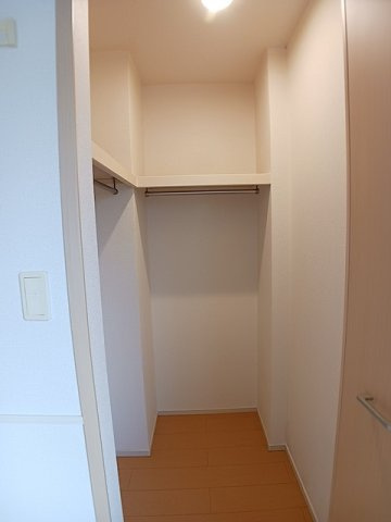 ヴィヴァーチェ　Ⅱの収納
