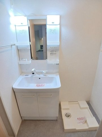 ヴィヴァーチェ　Ⅱの洗面所