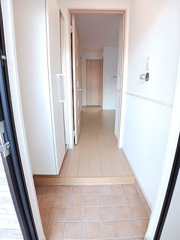ヴィヴァーチェ　Ⅱの玄関