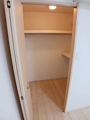 クレール壱番館の収納