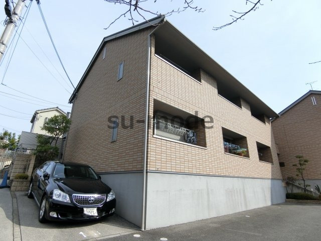 春日丘ヒルズの外観