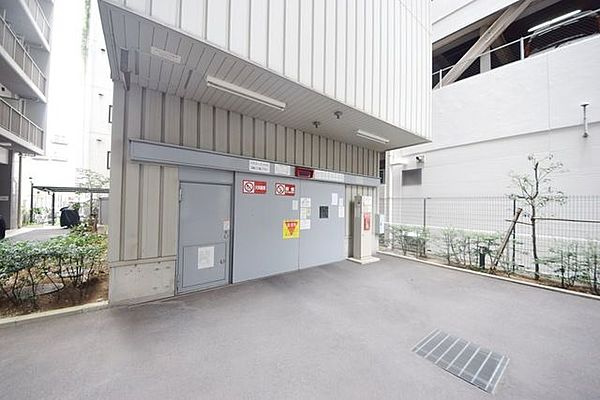 エスティメゾン錦糸町Ⅱの駐車場