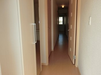 アヴァンティＡの玄関