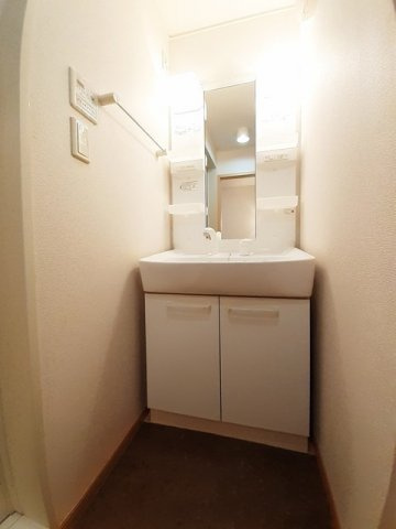 マーチⅡの洗面所