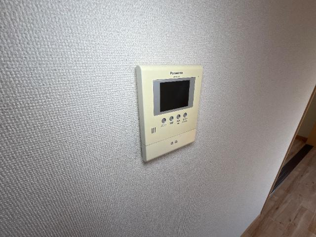 カシェットの内装|カメラ付インターホン