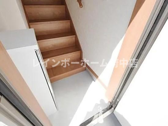 サンコート国領の玄関