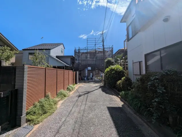練馬区大泉学園町6丁目　美しい街並みの限定1棟の前面道路含む現地写真