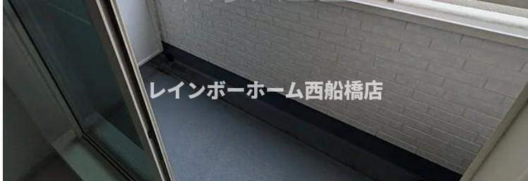Babylon船橋法典のバルコニー