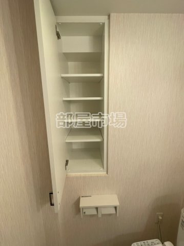 リヴシティ新御徒町のトイレ|収納
