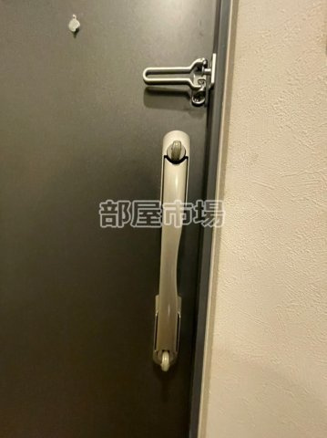 リヴシティ新御徒町の玄関|ダブルロック