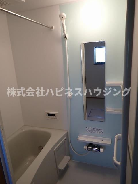ボヌールメゾンAの浴室