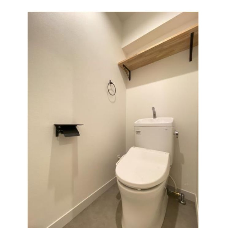 ロイヤルプラザ滝野川のトイレ|ゆったりとした空間のトイレです