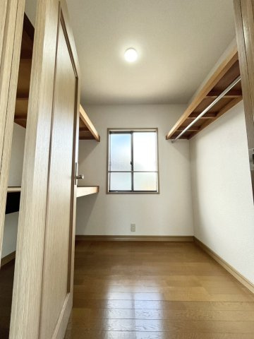 下妻市下妻丙-4 リフォーム物件　のその他|〇納戸〇
季節の衣類や旅行用品など保管しておくことができます（＾＾）
2026年9月撮影