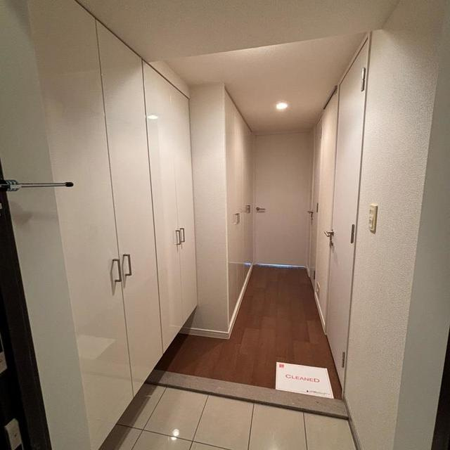 パークアクシス豊洲の玄関|※写真は同タイプ住戸です。