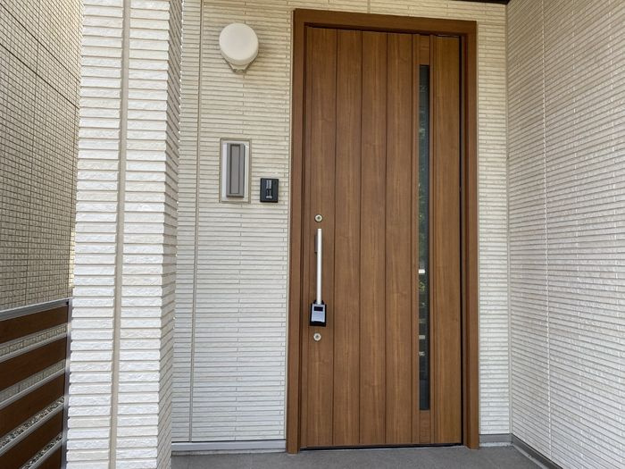 高木北K貸家の玄関