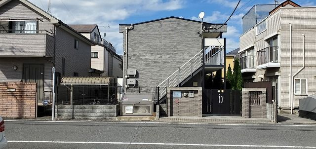 レオパレスシャルムⅡの外観