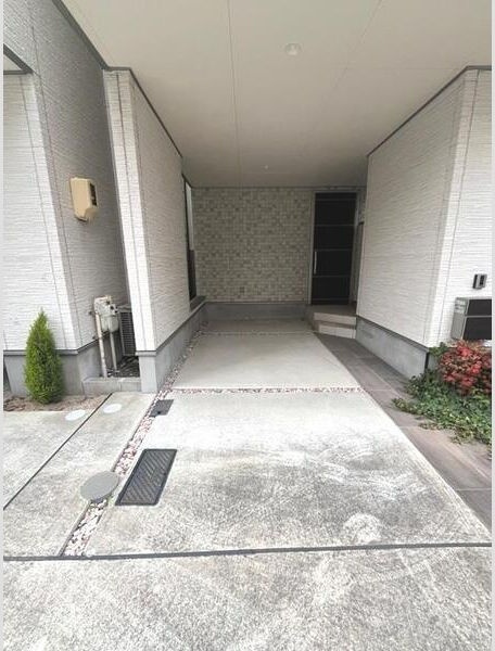 亀島1丁目戸建の駐車場