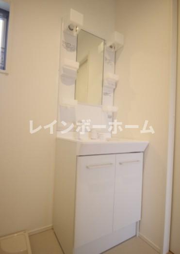 クレールヒガシフナバシの独立洗面台