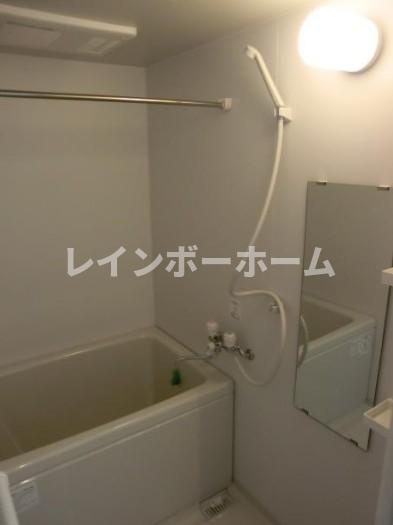 クレールヒガシフナバシの浴室