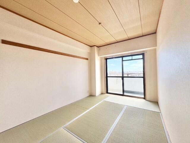 【寝室】