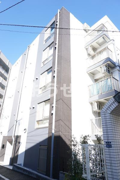 ライブカーサ板橋大山の外観