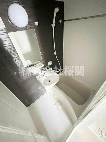 イニッツィオ永田南の浴室