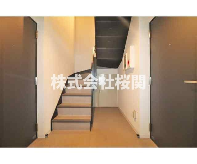イニッツィオ永田南の内装
