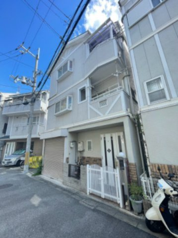 門真市巣本町の前面道路含む現地写真|道路幅員西4.7ｍ
