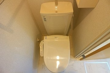 クンブレーカーサのトイレ