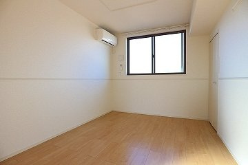 クンブレーカーサのその他