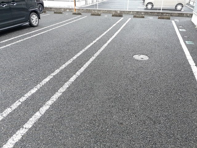 ペイ・ナタルＢの駐車場