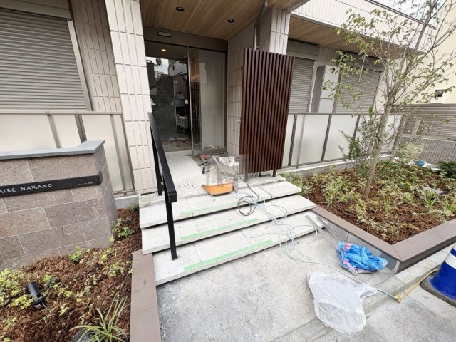 【エントランス】 | クレール中野