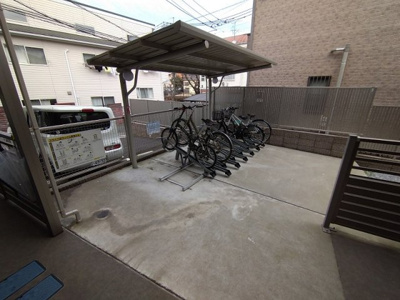 【その他】 | クレイノオトーニョ | 駐輪場　原付＆自転車のみ駐輪可能