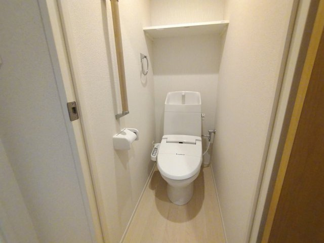 【その他】 | クレイノオトーニョ | 手摺付き♪温水洗浄便座設置
