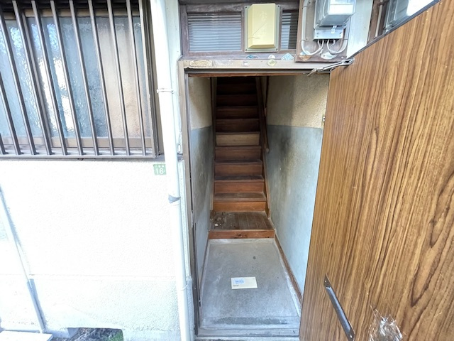 榎原貸家の玄関