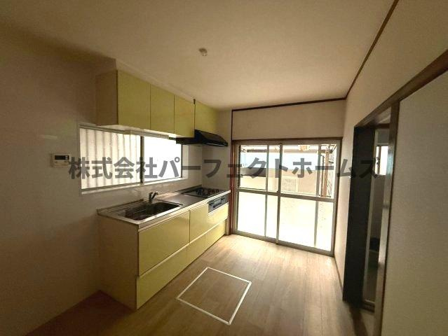 点野1丁目戸建　賃貸のキッチン|ダイニングキッチンです