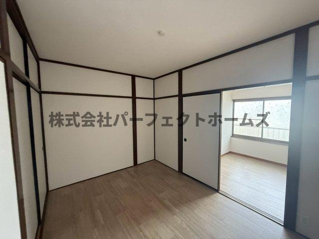 点野1丁目戸建　賃貸の洋室|広々とした洋室です