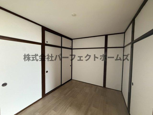 点野1丁目戸建　賃貸の洋室|コンパクトで使いやすい洋室です