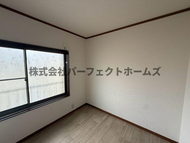 点野1丁目戸建　賃貸の洋室|個人の部屋や寝室として使える洋室です