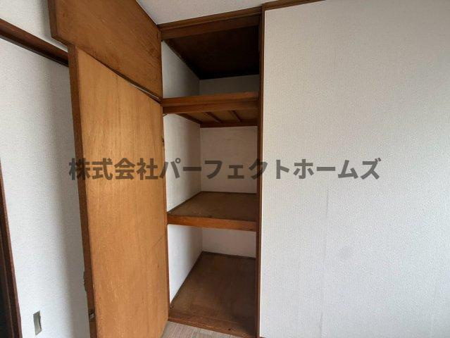 点野1丁目戸建　賃貸の収納|便利な収納スペースです