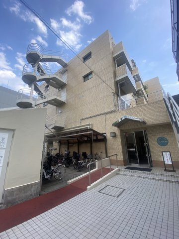 ロイヤルプラザ滝野川の外観