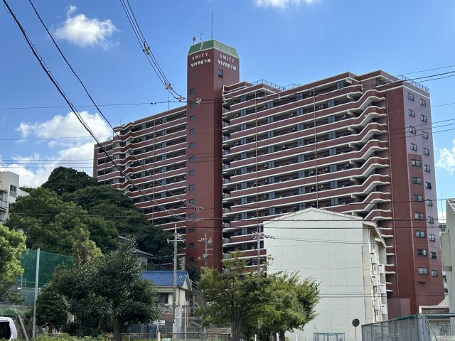 アミティビブレ下関の外観