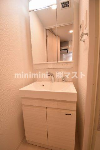 S-RESIDENCE堺筋本町Unoの洗面所