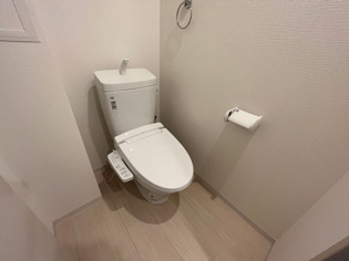 ウォシュレット付きのトイレです！