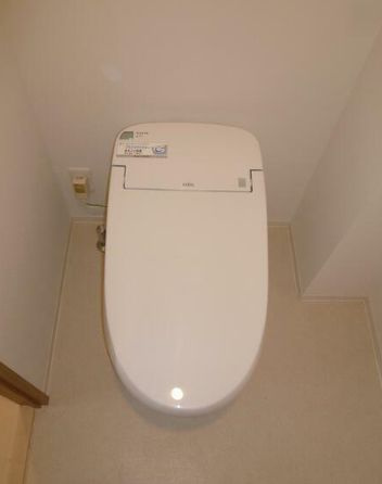 アルテシモバテルのトイレ|コンパクトで使いやすいトイレです