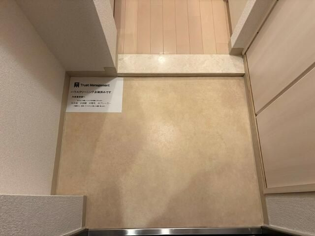 フェニックス品川小山の玄関