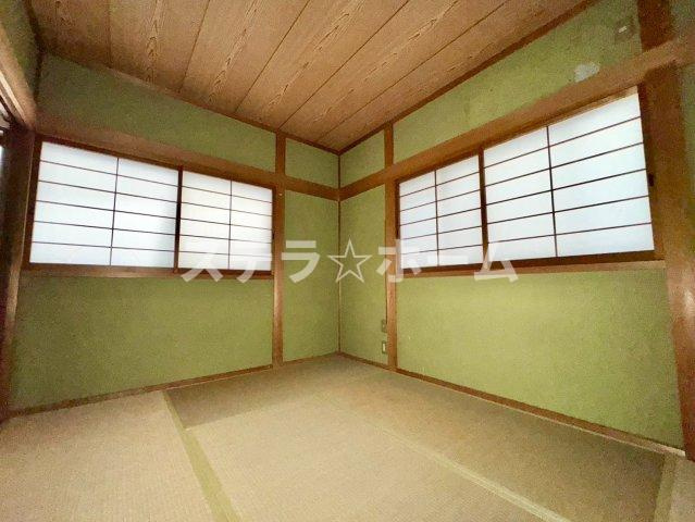 豊里6 中古戸建の和室|畳の上でゆっくりとくつろげる和室です
