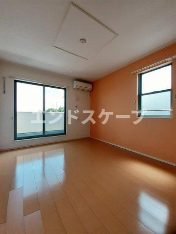 アルエット　Ⅱの居間・リビング|高崎、前橋のお部屋探しはエンドスケープまで！お客様の理想お聞かせ下さい♪