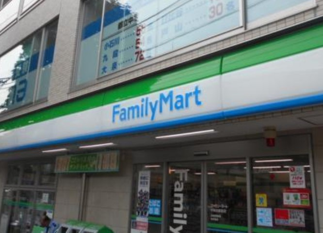 カーサ・プリモの周辺